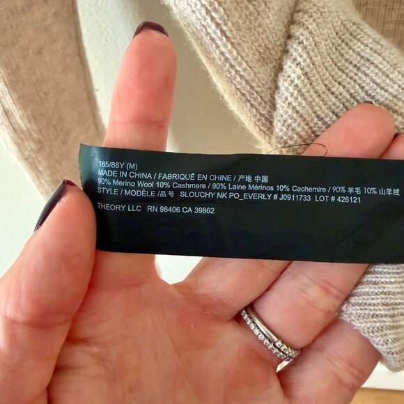 Theory Everly Merino Wool and Cashmere Turtleneck in Oatmeal Size M - Picture 6 of 6